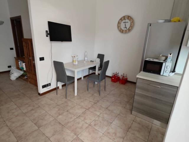 Appartamento in affitto a Casetta, Como
