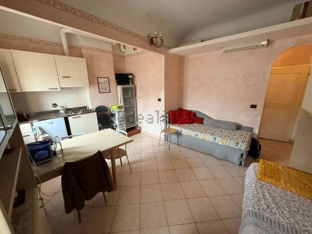 Monolocale in affitto a Quartiere 1, Firenze