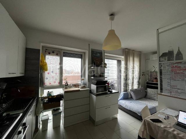 Monolocale in affitto a Affori, Milano