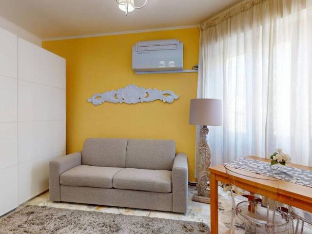 Monolocale in affitto a Bullona, Milano