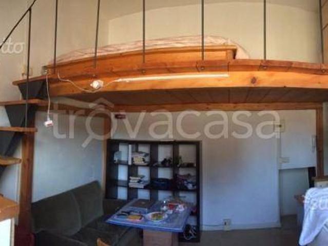 Monolocale in affitto a Navigli, Milano