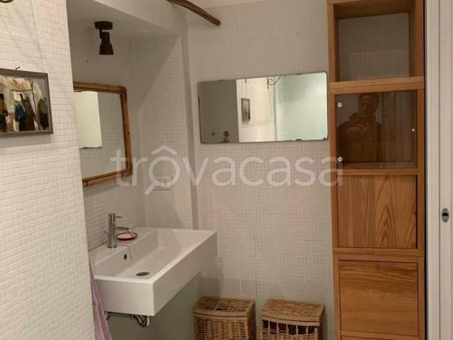 Monolocale in affitto a Centro storico, Milano