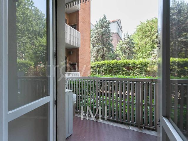 Monolocale in affitto a Municipio 6, Milano