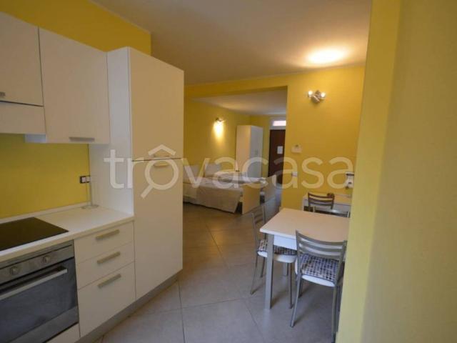 Monolocale in affitto a Tibaldi, Milano