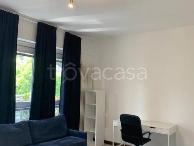 Monolocale in affitto a Giambellino, Milano