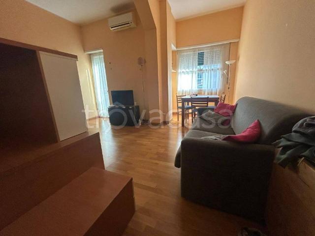 Monolocale in affitto a Brera, Milano