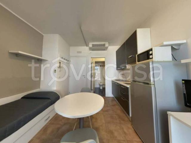 Studio in affitto a Parma, Quartiere Bandini