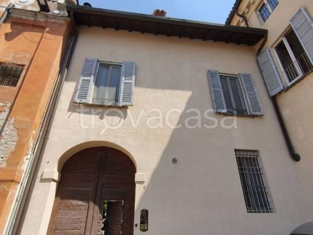 Monolocale in affitto a Borgo Ticino, Pavia