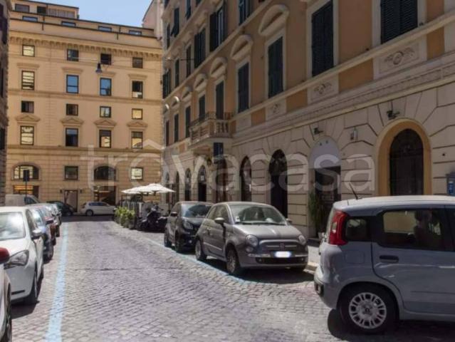 Monolocale in affitto a Municipio Roma I, Roma Capitale