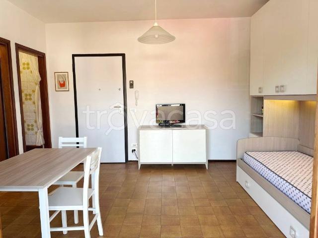 Monolocale in affitto a Palazzina, Brenzone