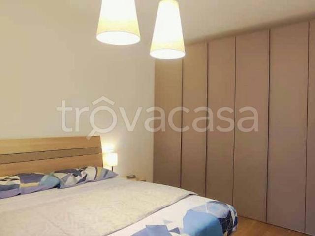 Monolocale in affitto a Vimodrone, Italia