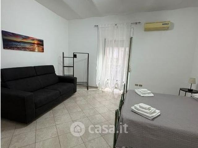 Appartamento in affitto a Madonnella, Bari