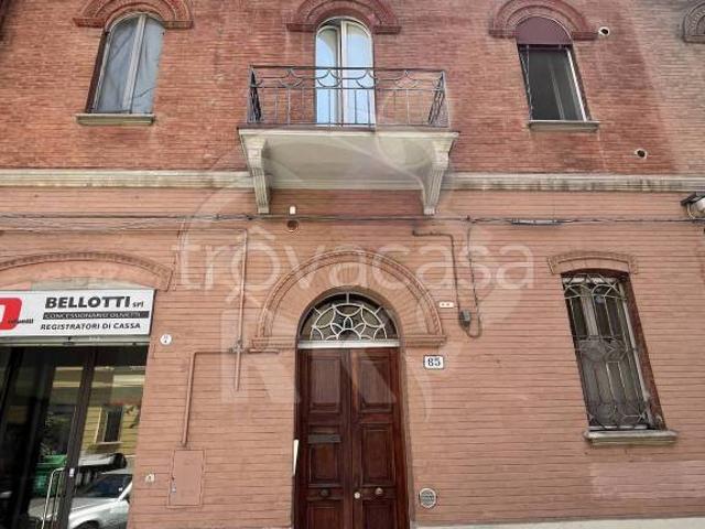 Monolocale in vendita a San Donato-San Vitale, Bologna