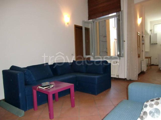 Monolocale in vendita a Santo Stefano, Bologna