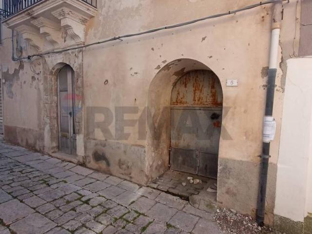 Monolocale in vendita a Chiaramonte Gulfi, Sicilia