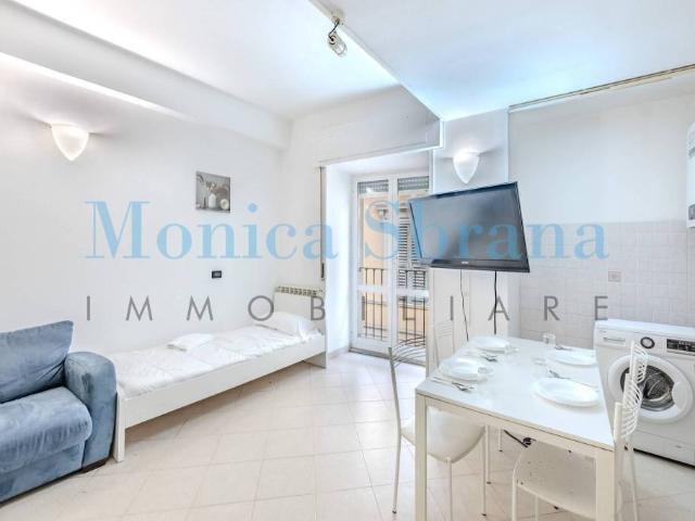 Monolocale in vendita a Centro Est, Serra Riccò
