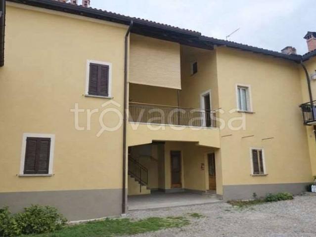 Monolocale in vendita a Inverigo, Lombardia