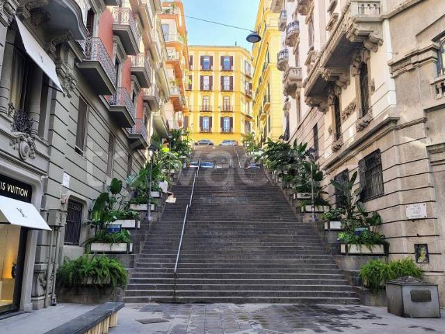 Monolocale in vendita a San Ferdinando, Napoli