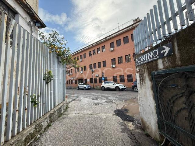 Monolocale in vendita a Coroglio, Campania