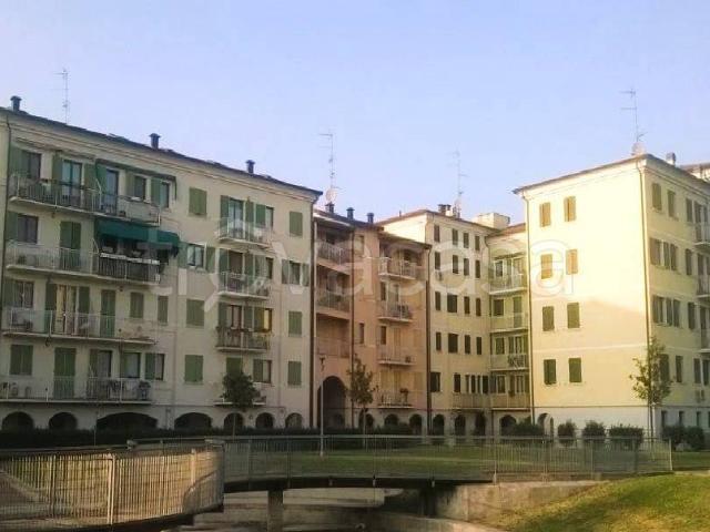Monolocale in vendita a Parma Centro, Sorbolo