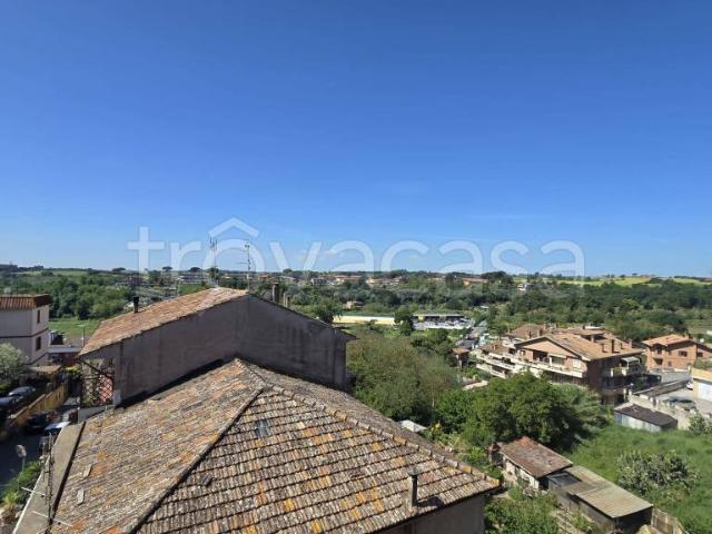 Monolocale in vendita a Casale Prima Porta, Roma Capitale