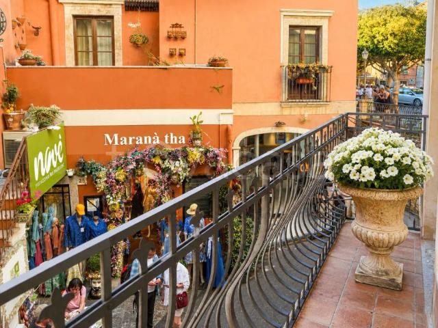 Monolocale in vendita a Taormina, Sicilia