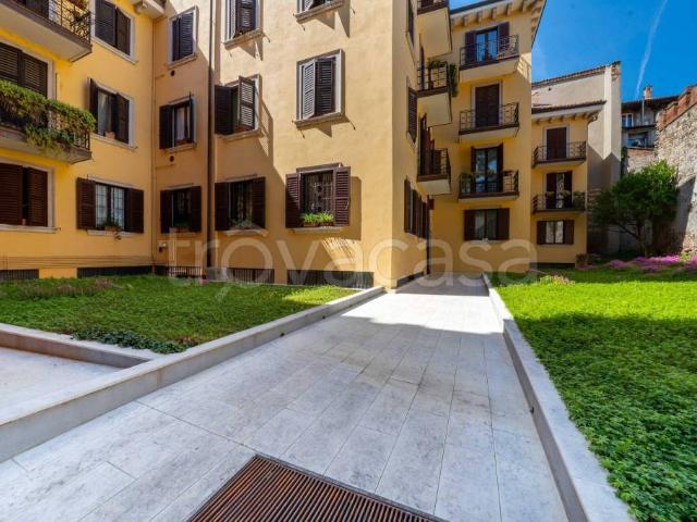 Monolocale in vendita a Città antica, Verona