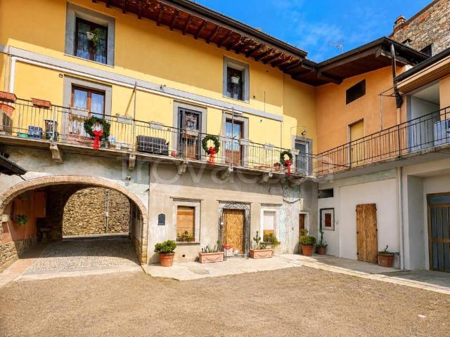 Monolocale in vendita a Adro, Brescia
