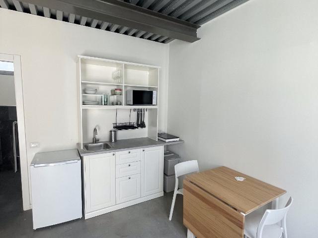 Appartamento in affitto a Municipio 9, Milano