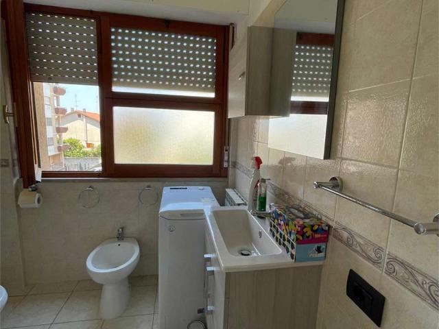Appartamento in affitto a Torre La Felce, Latina