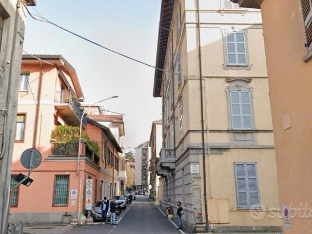 Appartamento in affitto a San Giuliano, Como