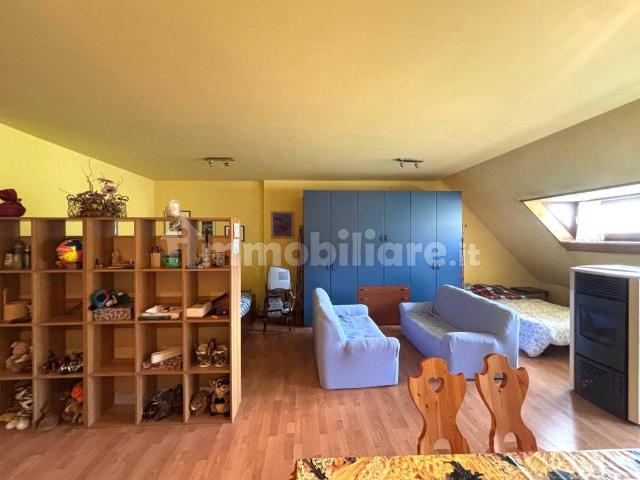 Appartamento in affitto a Bosco Chiesanuova, Veneto