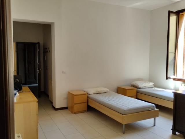 Monolocale in affitto a Santo Stefano, Bologna