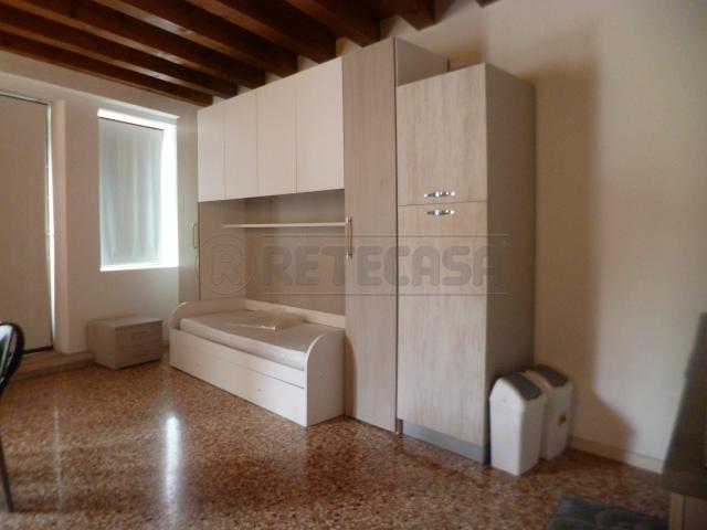 Appartamento in affitto a Centrale, Zugliano
