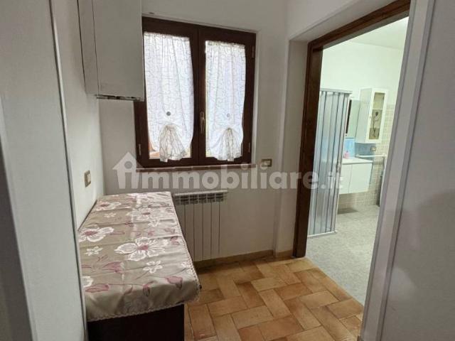 Appartamento in affitto a Montecchio, Cortona