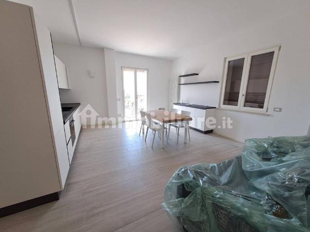Appartamento in affitto a Negrar, Veneto