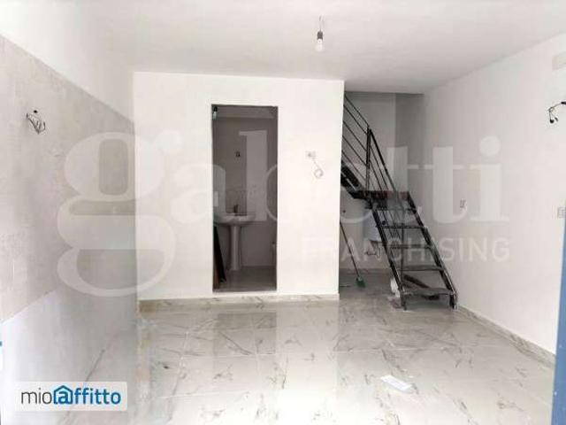 Appartamento in affitto a Municipalità 3, Campania