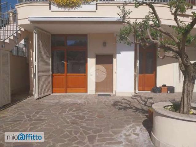Appartamento in affitto a Municipio Roma IX, Roma Capitale