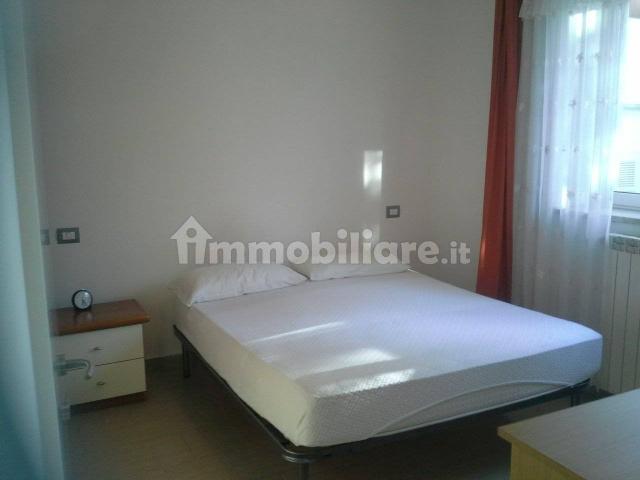 Appartamento in affitto a Axa, Roma Capitale