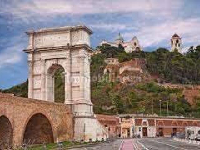 Appartamento in affitto a Passetto, Marche
