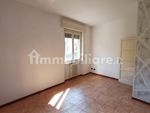 Appartamento in affitto a Oggiono, Lecco