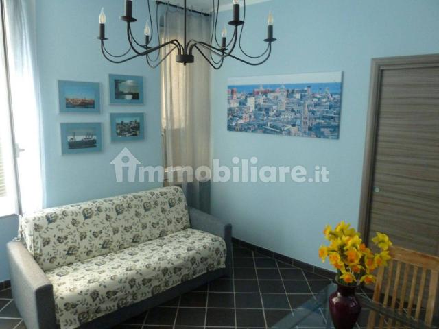 Appartamento in affitto a Centro Est, Serra Riccò