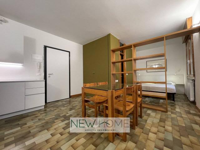 Appartamento in affitto a Palazzina, Brenzone