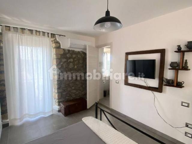 Appartamento in affitto a Capodimonte, Viterbo