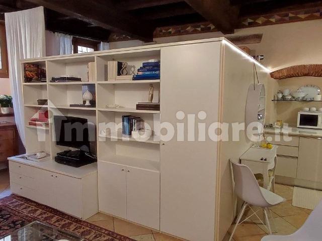 Appartamento in affitto a Centro storico, Brenzone