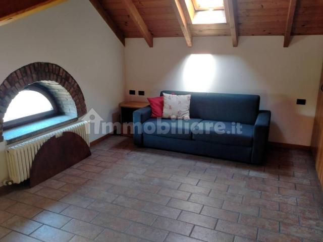Appartamento in affitto a Cantù, Como