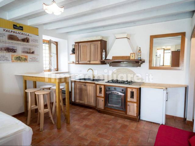 Appartamento in affitto a Dosso, Negrar