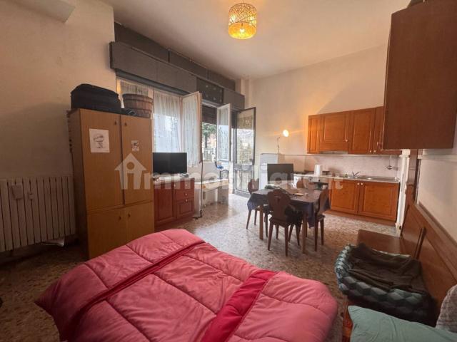 Appartamento in affitto a Puglia, Barletta-andria-trani