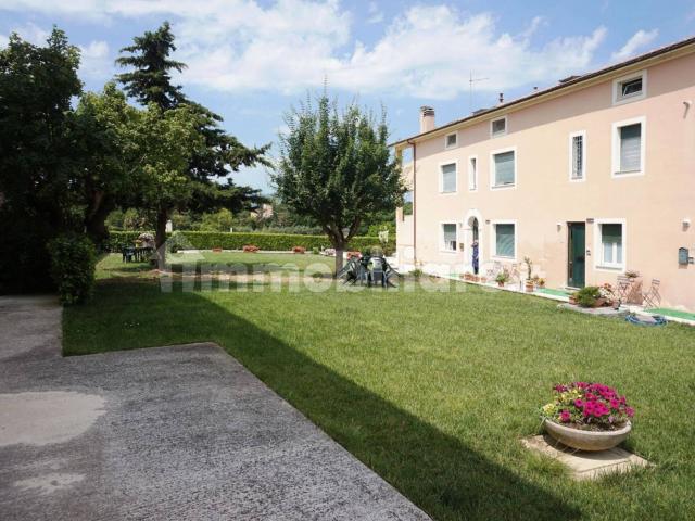 Appartamento in affitto a Marche, Macerata