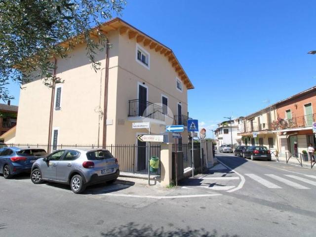 Appartamento in affitto a Fara Sabina, Lazio